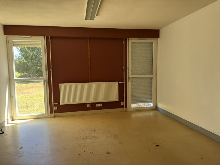 EGLETONS : vente vente  - grande image 5