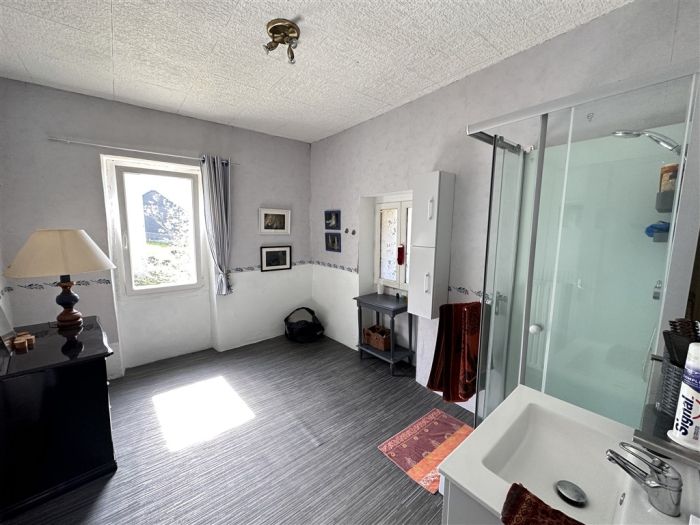 Centre Peyrelevade : vente vente de 3 pi&egrave;ces - grande image 6