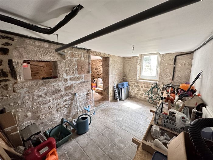 Centre Peyrelevade : vente vente de 3 pi&egrave;ces - grande image 8