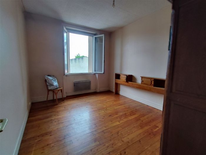 Ussel : vente vente  - grande image 6