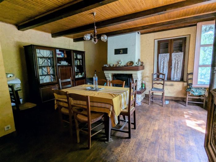 MERLINES : vente vente de 4 pi&egrave;ces - grande image 3