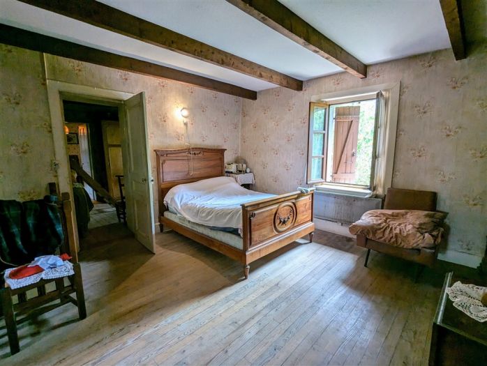 MERLINES : vente vente de 4 pi&egrave;ces - grande image 4