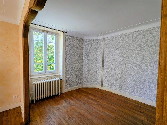 LIGINIAC : vente vente de 8 pi&egrave;ces - grande image 5