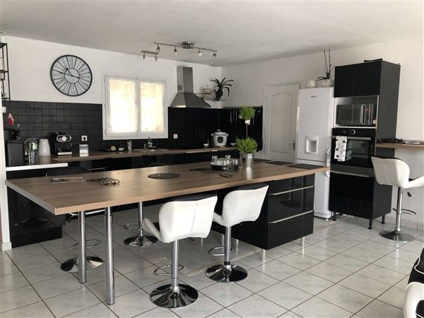 SECTEUR FAVARS : vente vente de 4 pi&egrave;ces - grande image 2