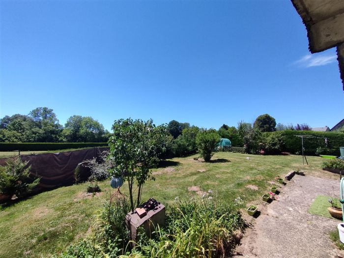 11 km Ussel : vente vente de 4 pi&egrave;ces - grande image 8