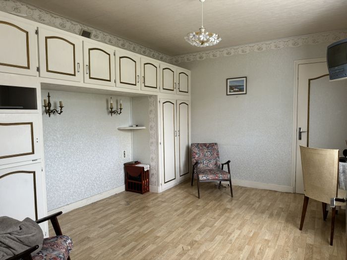 EGLETONS - LA VILLE &Agrave; LA CAMPAGNE : vente vente de 6 pi&egrave;ces - grande image 6