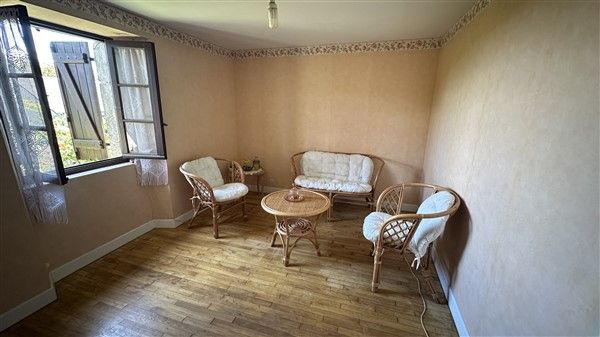 SECTEUR ST MARTIAL DE GIMEL : vente vente de 4 pi&egrave;ces - grande image 5