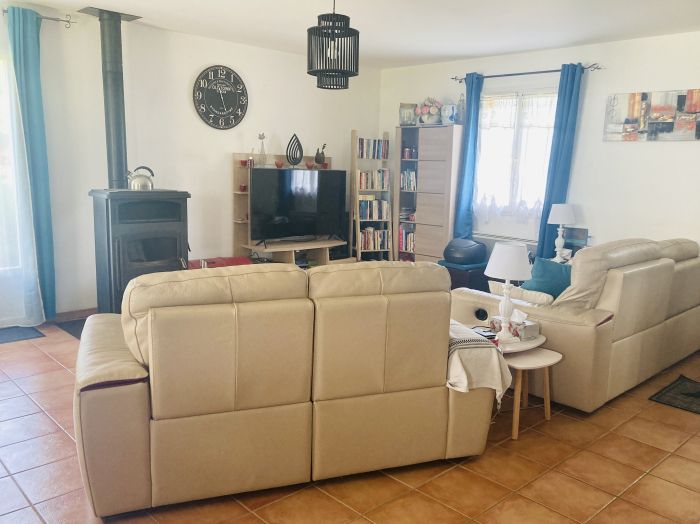 ENTRE NAVES ET ST AUGUSTIN : vente vente de 7 pi&egrave;ces - grande image 3