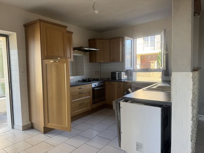 AU COEUR D'EGLETONS : vente vente de 4 pi&egrave;ces - grande image 3