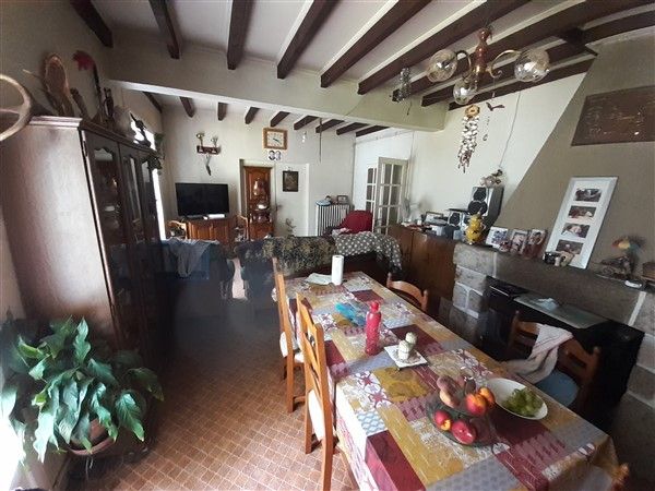 Saint Privat : vente vente de 3 pi&egrave;ces - grande image 2