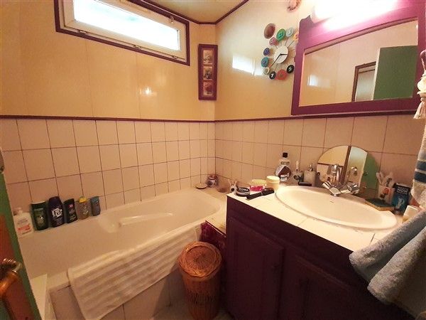 Argentat-sur-Dordogne : vente vente de 3 pi&egrave;ces - grande image 6