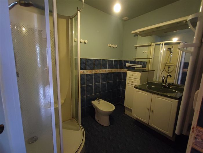 PROCHE LA COURTINE : vente vente de 3 pi&egrave;ces - grande image 6