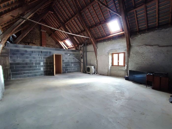 PROCHE LA COURTINE : vente vente de 3 pi&egrave;ces - grande image 7