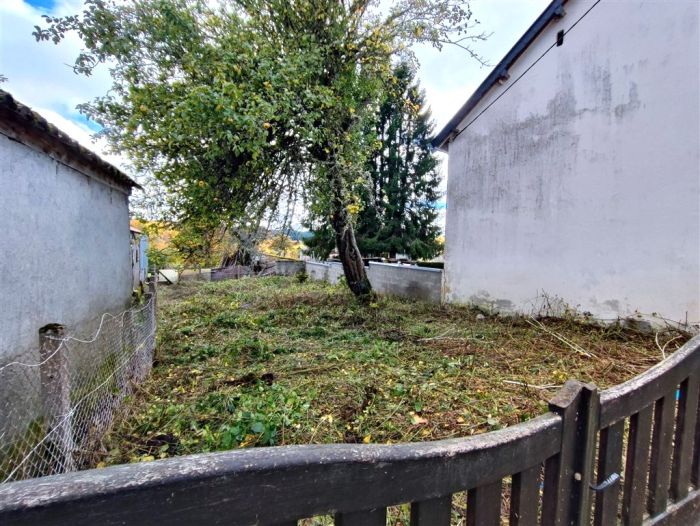 PROCHE LA COURTINE : vente vente de 3 pi&egrave;ces - grande image 9