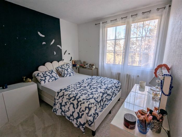 USSEL : vente vente de 8 pi&egrave;ces - grande image 7