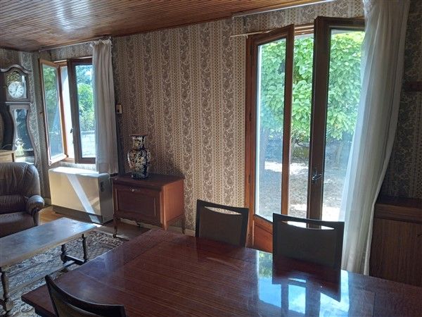 SAINT-BONNET-ELEVERT : vente vente de 4 pi&egrave;ces - grande image 6