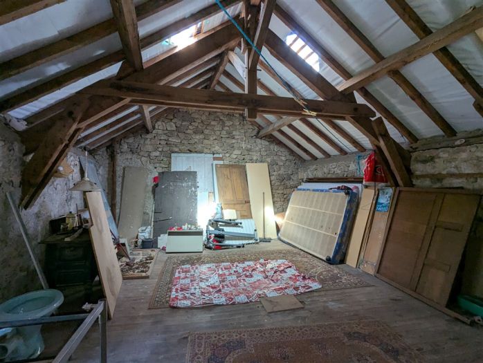 Entre USSEL et MEYMAC : vente vente de 3 pi&egrave;ces - grande image 5