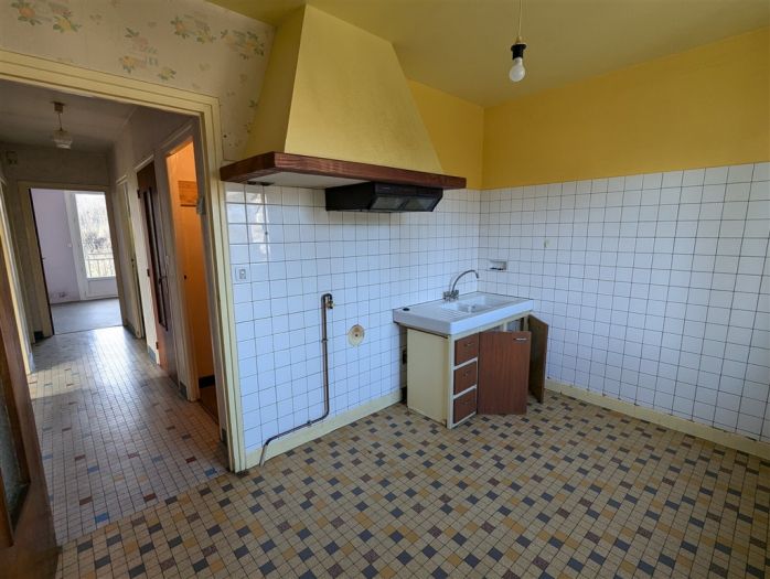 USSEL : vente vente de 4 pi&egrave;ces - grande image 3