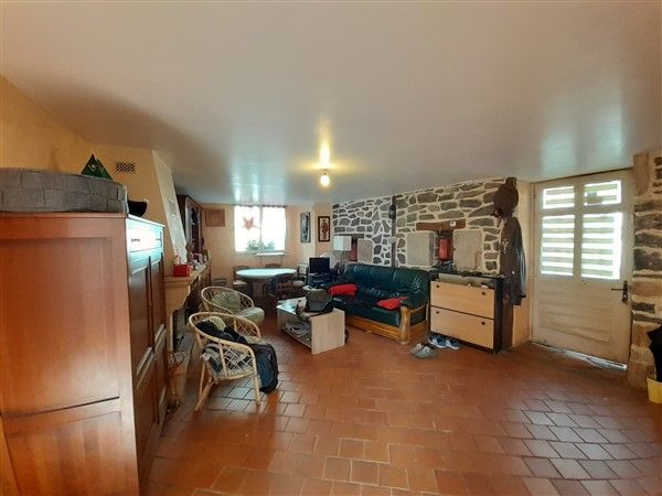 PLEAUX : vente vente de 5 pi&egrave;ces - grande image 4