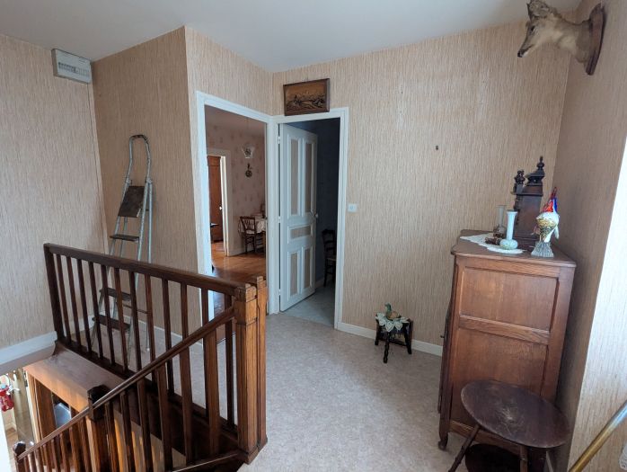 Village tous commerces : vente vente de 7 pi&egrave;ces - grande image 8