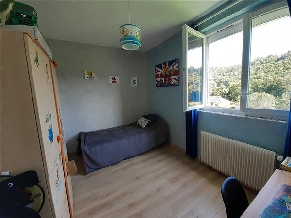 A 5 minutes de Laguenne : vente vente de 6 pi&egrave;ces - grande image 5