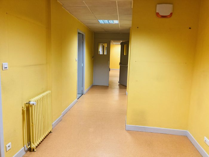 TULLE CENTRE VILLE : vente vente de 15 pi&egrave;ces - grande image 2