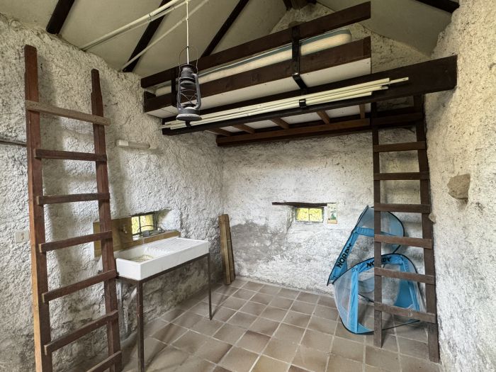 SAINT YRIEIX LE DEJALAT : vente vente de 3 pi&egrave;ces - grande image 10