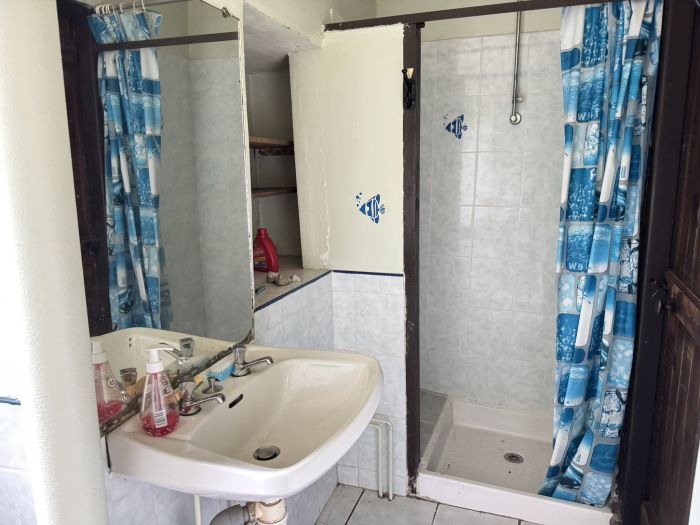 SAINT YRIEIX LE DEJALAT : vente vente de 3 pi&egrave;ces - grande image 4