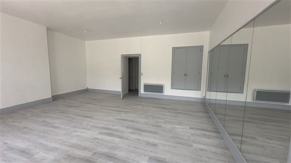 TULLE CENTRE : vente vente de 4 pi&egrave;ces - grande image 3