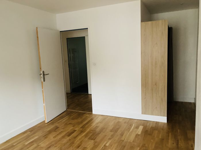 TULLE CENTRE VILLE : vente vente de 3 pi&egrave;ces - grande image 4