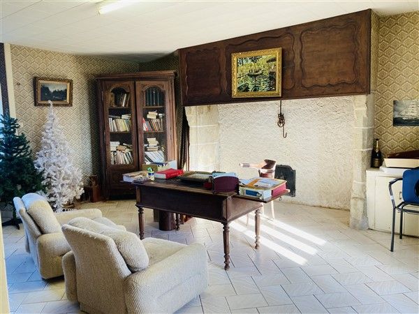 ENTRE TULLE ET LAGARDE ENVAL : vente vente de 7 pi&egrave;ces - grande image 5