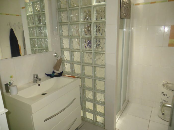 A 10MIN D'ARGENTAT : vente vente de 7 pi&egrave;ces - grande image 6