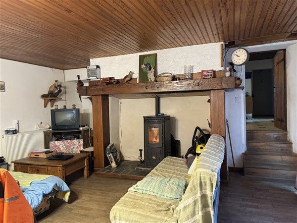 PROCHE DE MARCILLAC-LA-CROISILLE : vente vente de 5 pi&egrave;ces - grande image 4