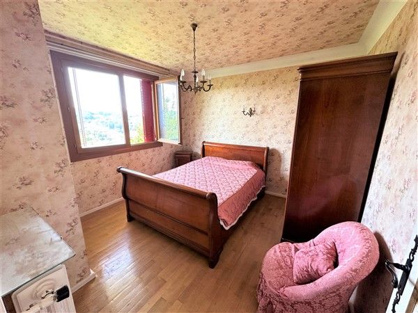 TULLE : vente vente de 7 pi&egrave;ces - grande image 4