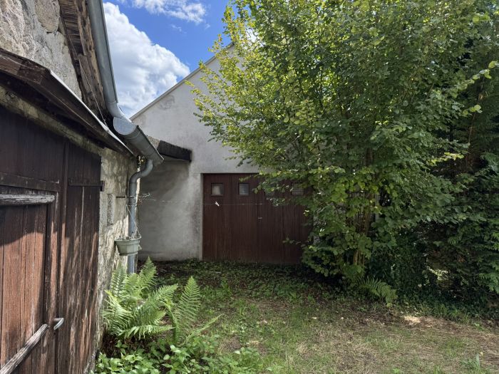 CENTRE-VILLE D'EGLETONS : vente vente de 3 pi&egrave;ces - grande image 2