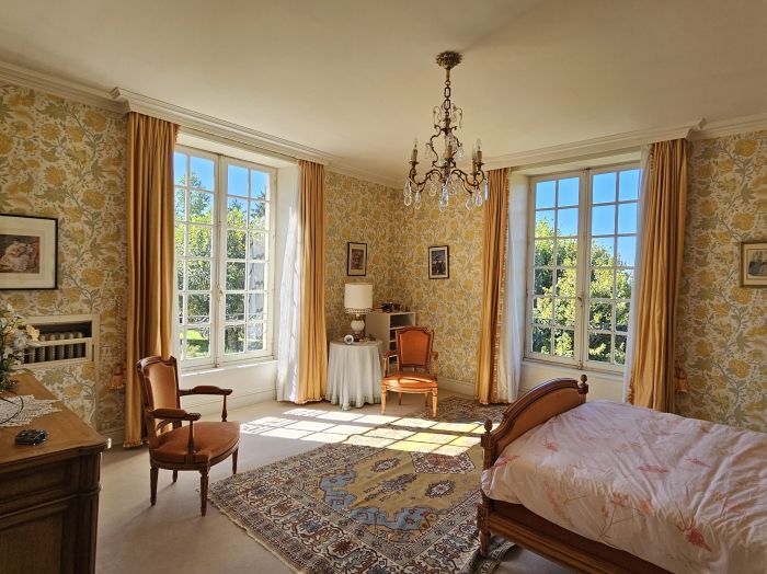 ENTRE SEILHAC ET TREIGNAC : vente vente de 15 pi&egrave;ces - grande image 4