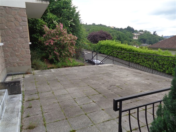 PROCHE CENTRE VILLE : vente vente de 7 pi&egrave;ces - grande image 2