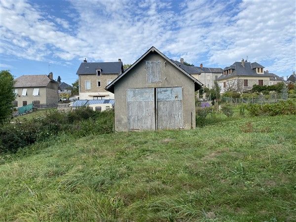 CENTRE-VILLE D'EGLETONS : vente vente de 6 pi&egrave;ces - grande image 3