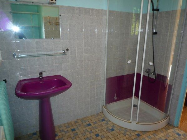 PEYRELEVADE : vente vente de 3 pi&egrave;ces - grande image 7