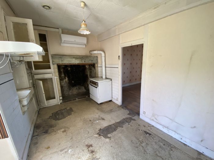 SAINT PAUL/ESPAGNAC : vente vente de 3 pi&egrave;ces - grande image 4