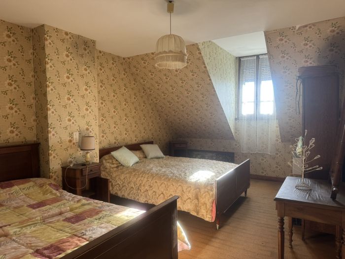 QUARTIER CALME D'EGLETONS : vente vente de 6 pi&egrave;ces - grande image 6