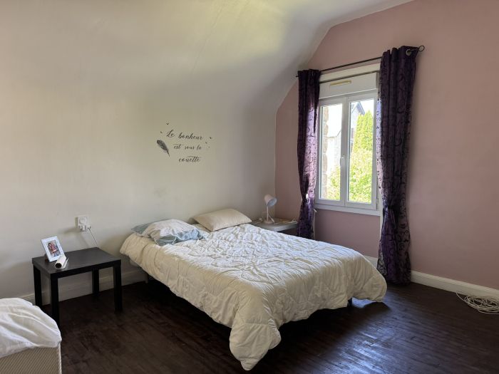 MONTAIGNAC-SUR-DOUSTRE : vente vente de 5 pi&egrave;ces - grande image 8