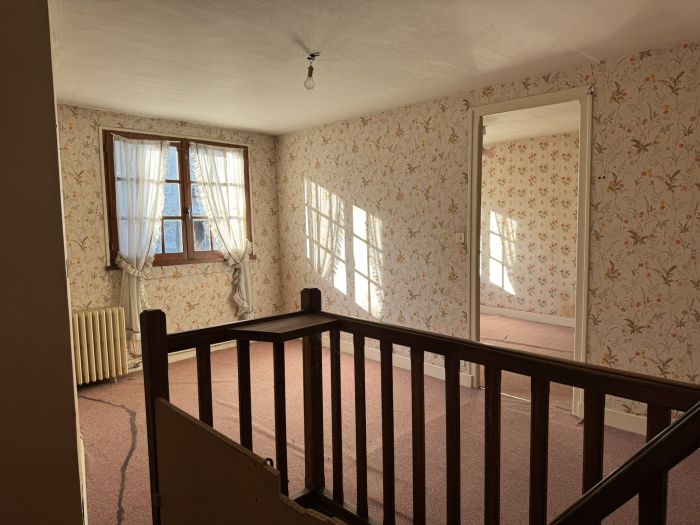 CENTRE-VILLE D'EGLETONS : vente vente de 4 pi&egrave;ces - grande image 3