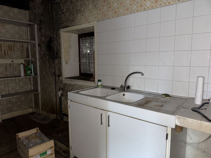 CENTRE-VILLE D'EGLETONS : vente vente de 4 pi&egrave;ces - grande image 5