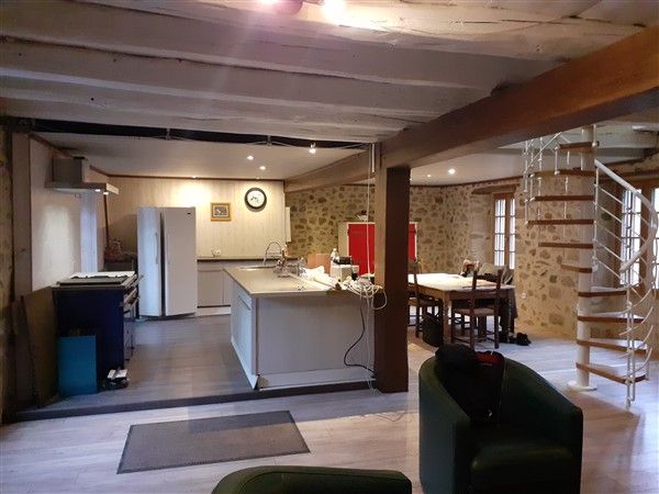 Entre Tulle et Argentat : vente vente  - grande image 2