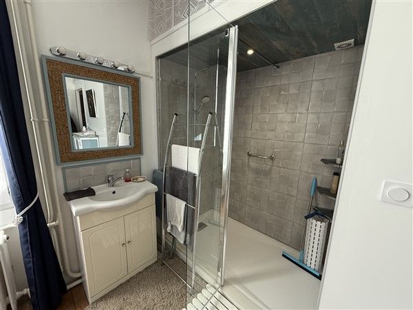 Meymac, au Calme : vente vente de 7 pi&egrave;ces - grande image 6