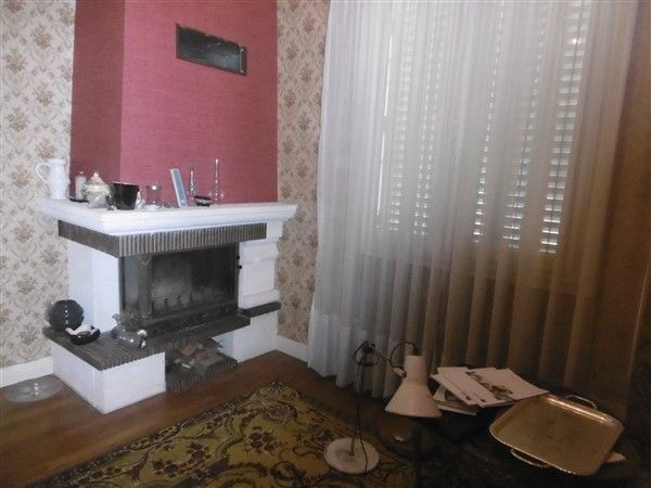 Quartier de l'Auzelou : vente vente de 6 pi&egrave;ces - grande image 6