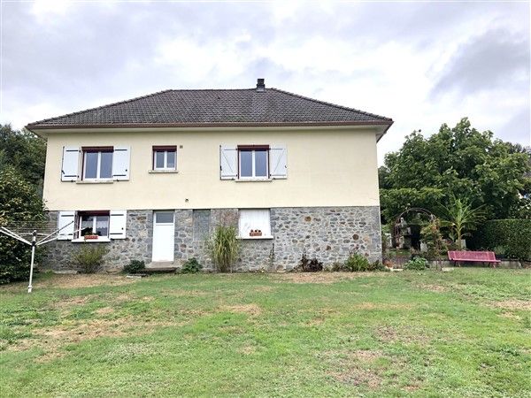 Sainte Fortunade : vente vente de 5 pi&egrave;ces - grande image 8