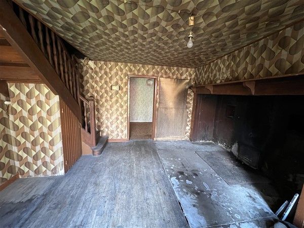 ALBUSSAC : vente vente de 8 pi&egrave;ces - grande image 2