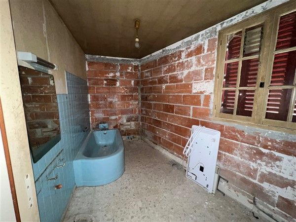 ALBUSSAC : vente vente de 8 pi&egrave;ces - grande image 6